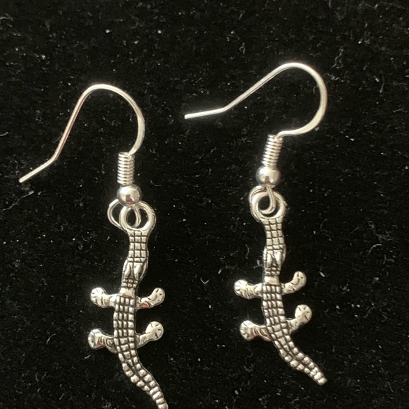 Earrings - Picture 4 of 4